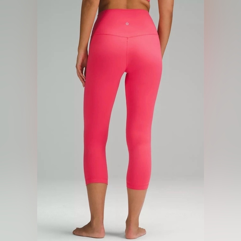Lululemon Athletica Bold Pink Leggings - Picture 4 of 10